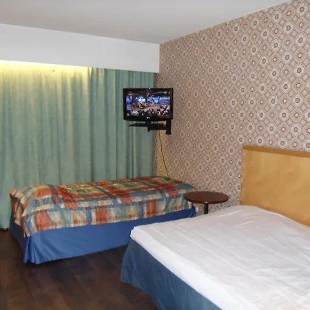 Hotel Tiiranlinna 2*