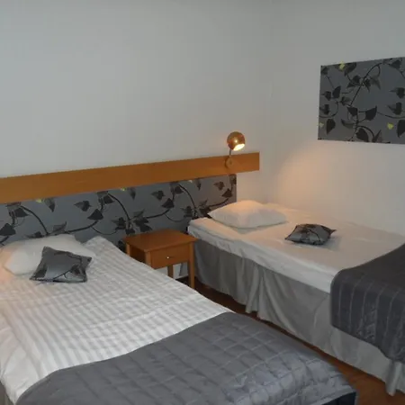 Hotel Tiiranlinna 2*