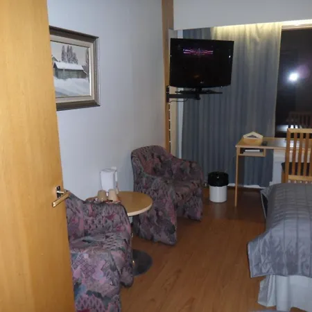 Hotel Tiiranlinna Raahe